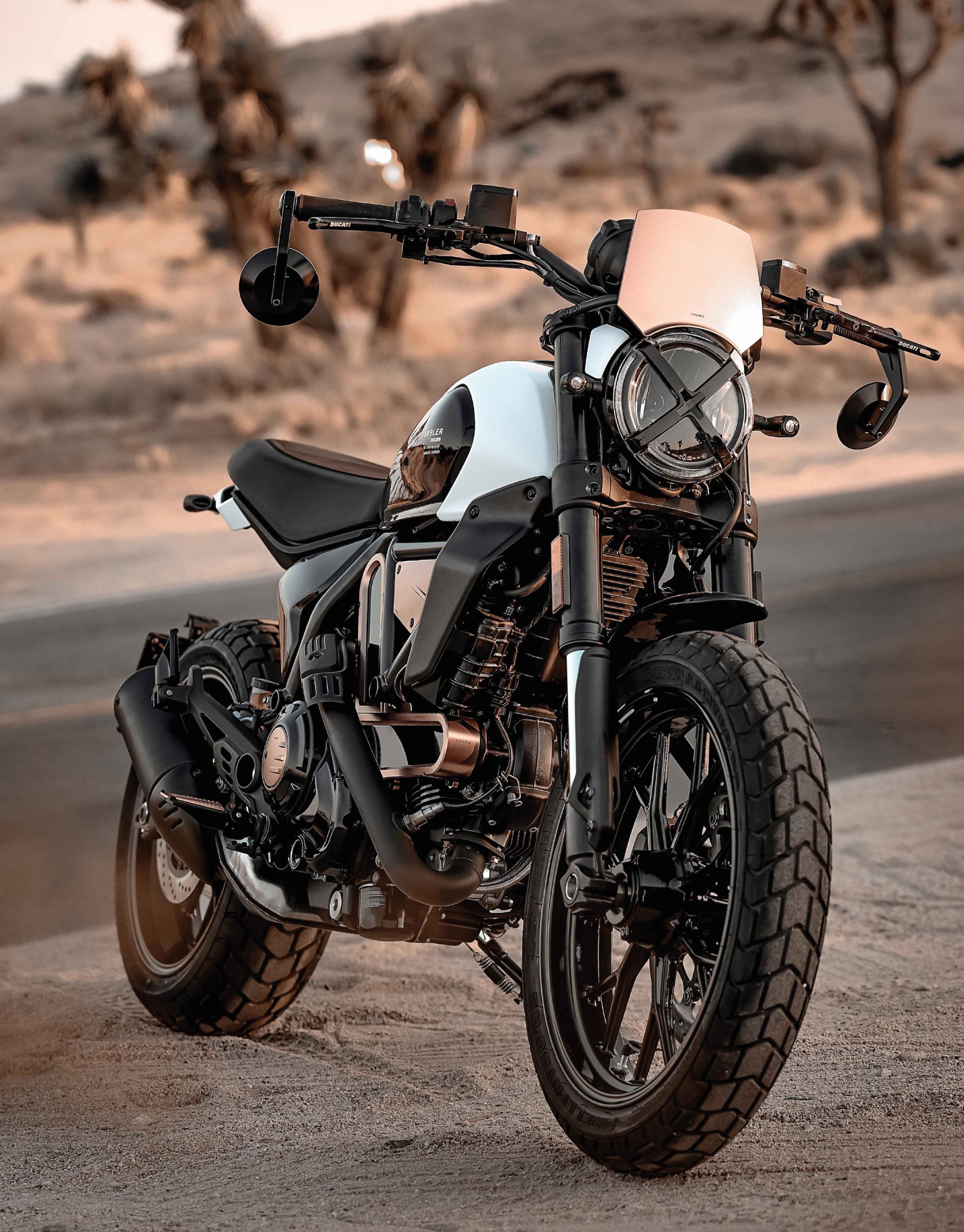 Scrambler Ducati-10°-Anniversario Rizoma Edition MY25